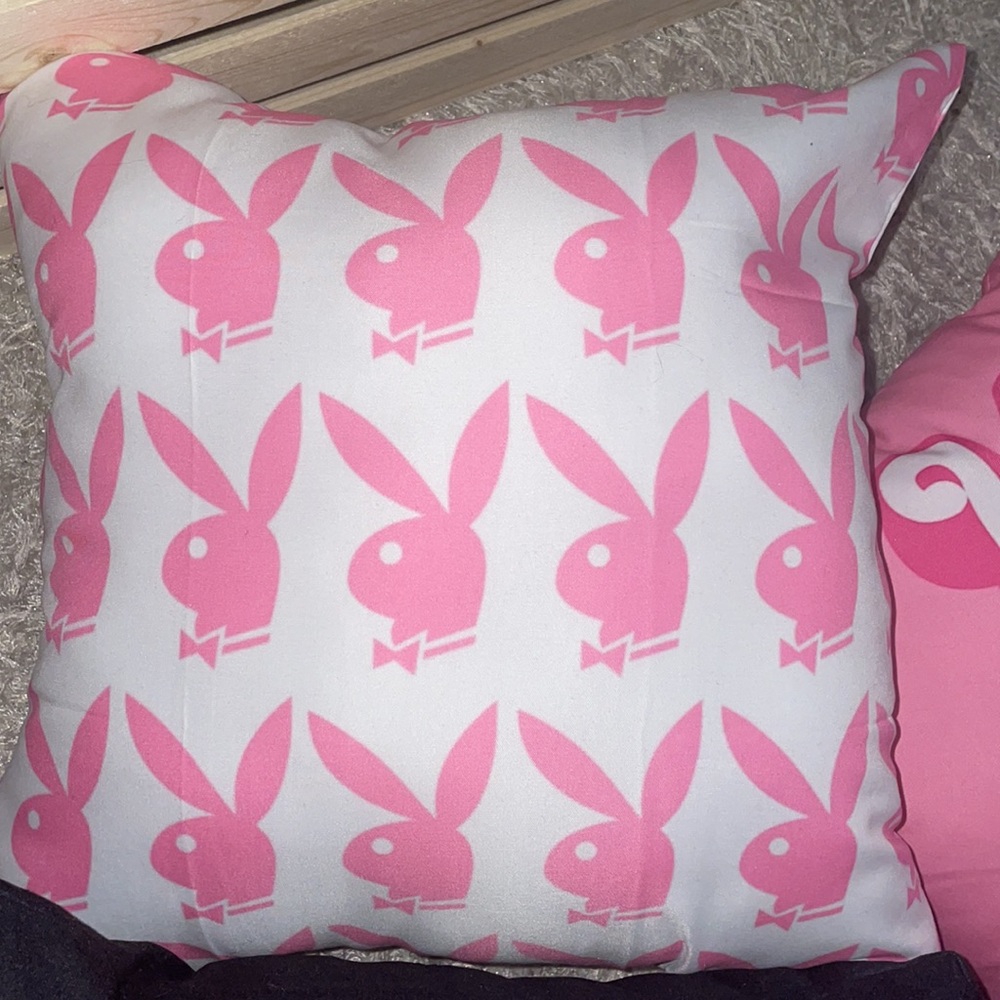 Barbie playboy bunny pillows - Picture 2 of 5